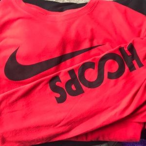 Men’s Nike shirt